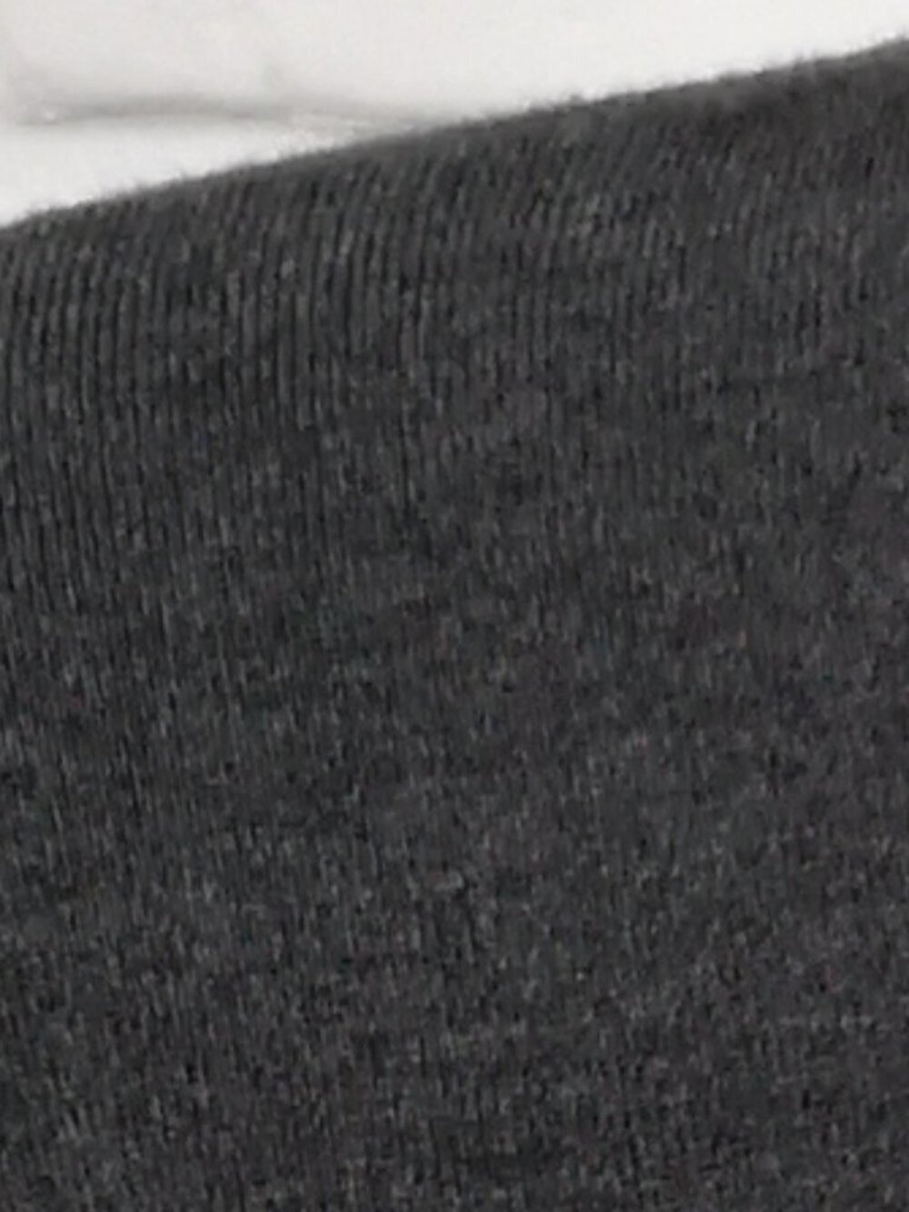 Holt Renfrew Ladies 1 Size Dark Grey Made in Canada 100% Merino Wool Cape - Picture 7 of 7